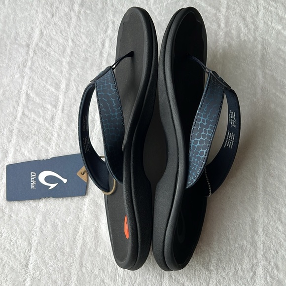 OluKai  ‘Ohana Pa’i Women’s Sandal - Picture 9 of 16